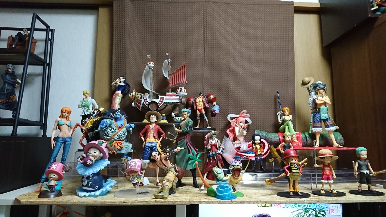 我が家のワンピースフィギュア達 紫苑の遊び部屋