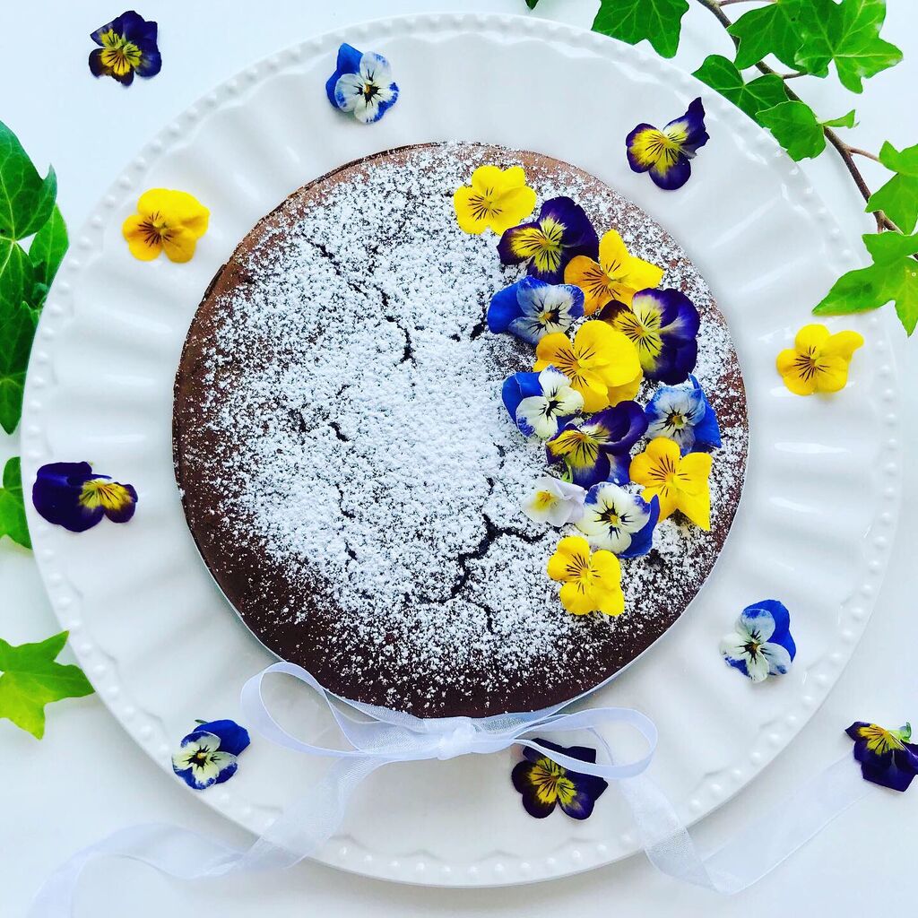 フラワーカップケーキに初挑戦 Sakura Cuisine