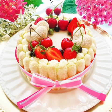 【まりあ様】フェイクスイーツ◆ローズ＆水色ムースのプリンセス♡シャルロットケーキ まりあ様】フェイクスイーツ◇ローズ＆水色ムースのプリンセス