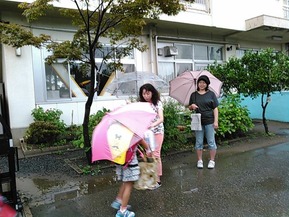 神田小資源回収1