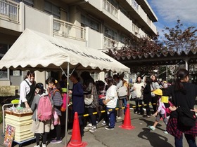 新開小20161105しびらきっ子まつり1