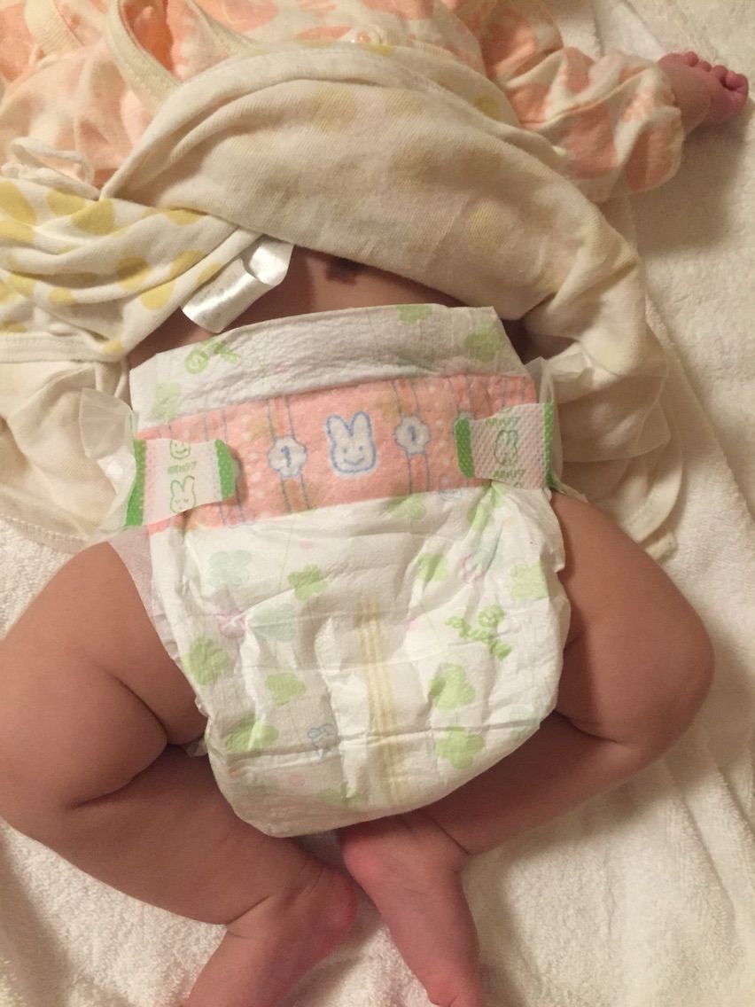 メリーズとムーニー 姉と二人でガチで比較してみた 元保育士o型新米ママの手作りおもちゃ 時々おむつなし育児