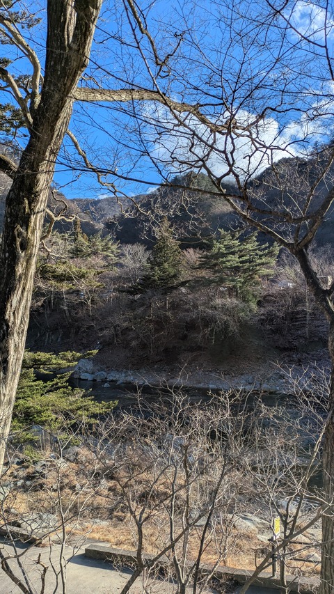 PXL_20251227_050308007