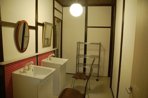 ドレッシングルーム