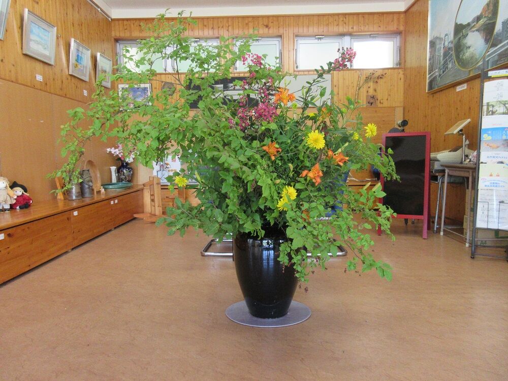 枯れない生け花 さくとう山の学校 のブログ 枯れない生け花 さくとう山の学校 のブログ