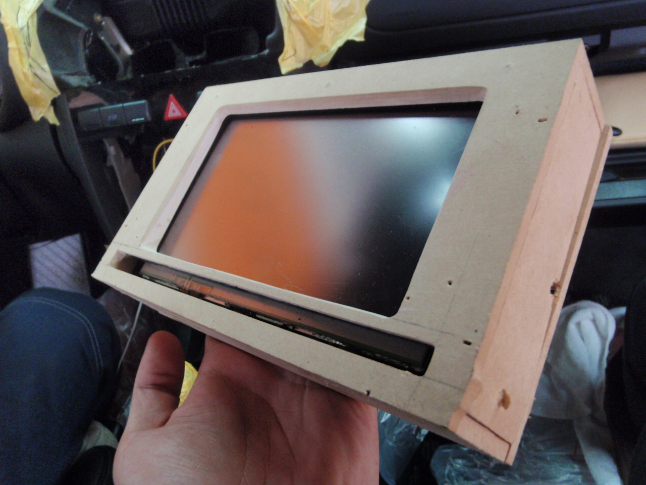 アウディｓ３ モニター埋め込み中 スーパーオートバックスかわさき ブログ Real C Style カスタム日記