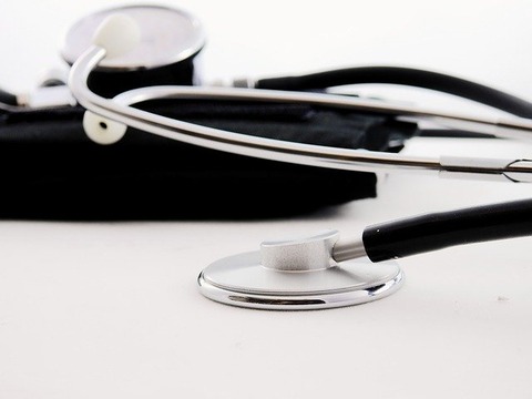 stethoscope-1584222_640