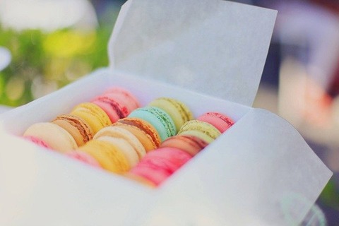 macaroons-2179198_640