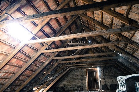 attic-g40fa3527e_640