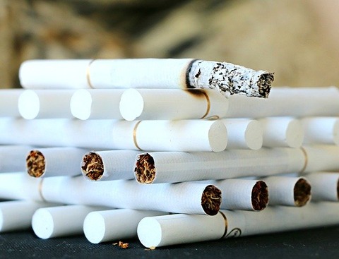 cigarette-1642232_640