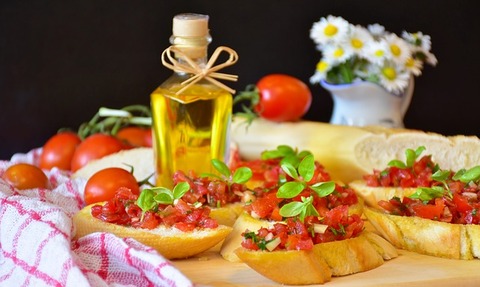 bruschetta-3352409_640