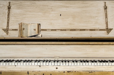 piano-1245645_640