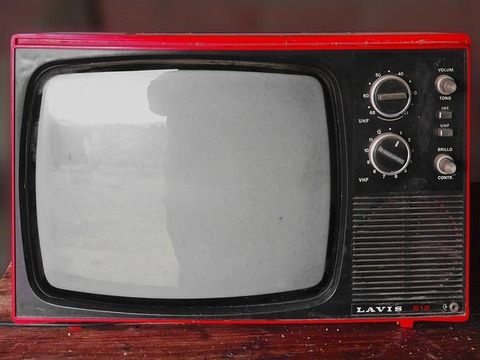 vintage-tv-g8835d0a65_640