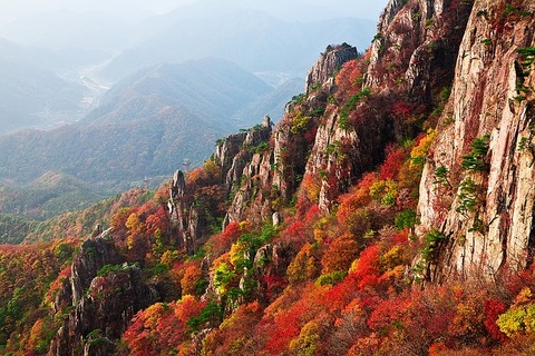 mountain-1243486_640