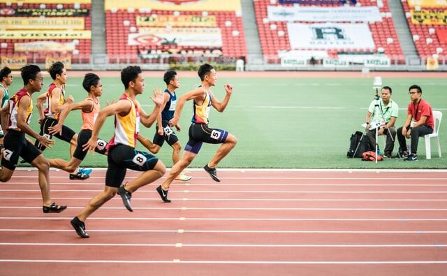 東京五輪 男子100m中国 蘇炳添の記録が衝撃的すぎると話題 アジア新9 使用スパイクは 感想 反応まとめ 金メダルも つぶちゃん Twitterまとめ