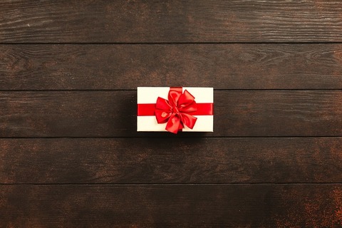 gift-3587234_640
