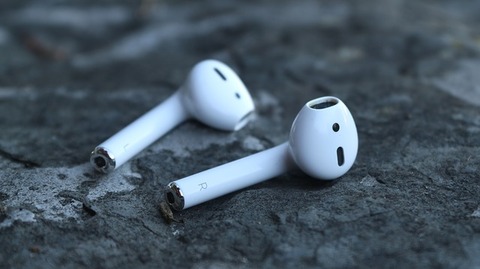 airpods-2854300_640