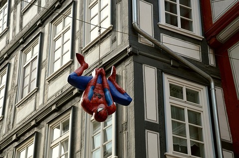 spiderman-515215_640