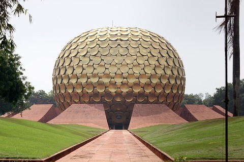 auroville-961758_640