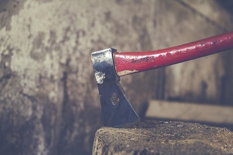 axe-1748305_640