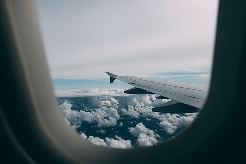 airplane-2619434_640