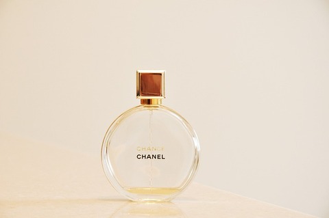 chanel-3137307_640