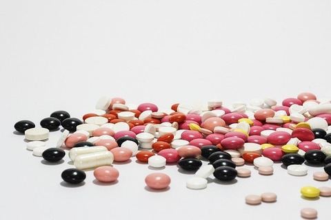 medications-342462_640