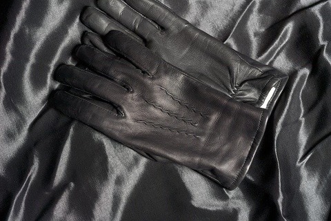 leather-gloves-4815310_640