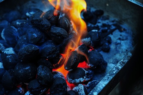 flame-933074_640