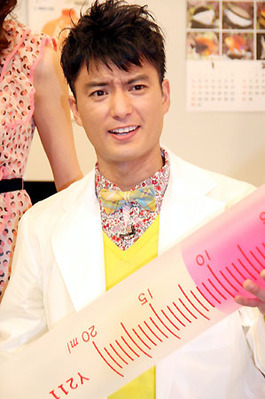 徳重聡さん