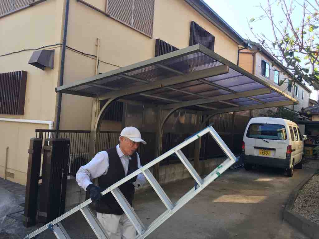 カーポートの屋根が修復され サツマイモの収納 ブッチャケ ぶっ鮭 日記