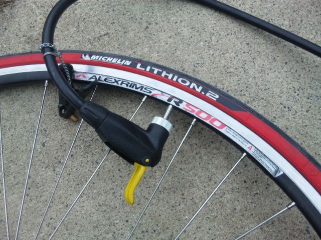 ロードバイクのタイヤ交換完了 シーバス電脳日誌 ロードバイクでサイクリングも