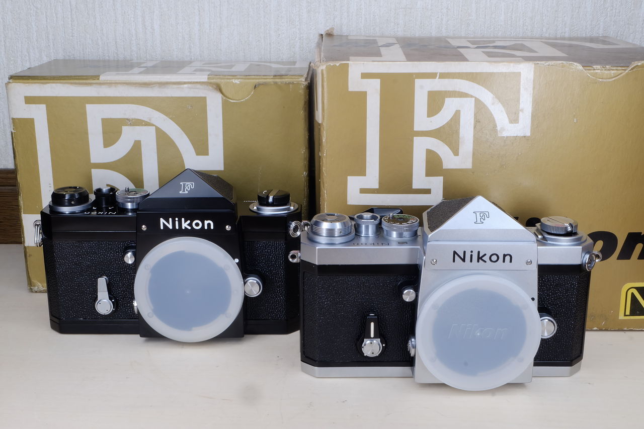 Nikon F アイレベル (New) シルバー : レストア ガレージ サロンF2 の 