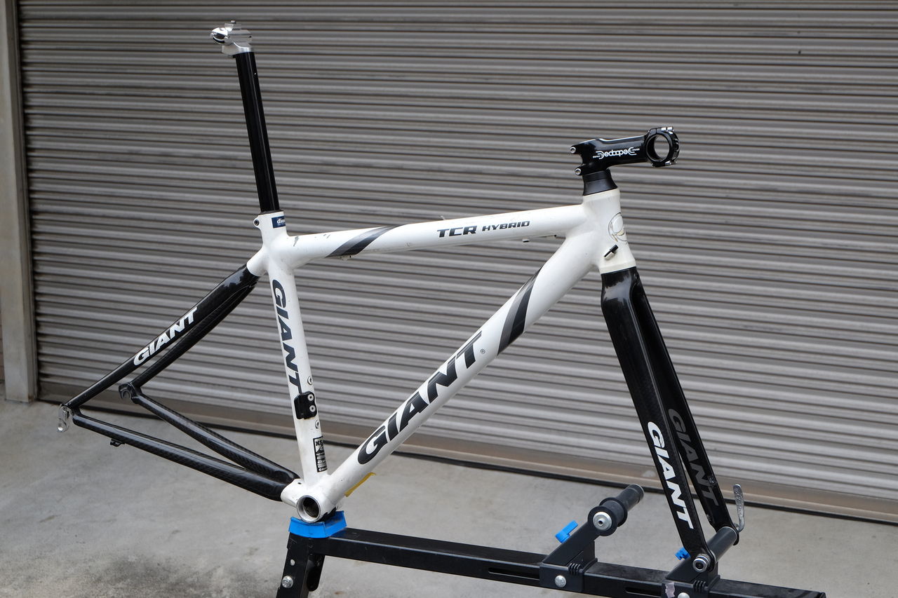 GIANT TCR HYBRID 2005年 の レストア 其の一 : レストア ガレージ 