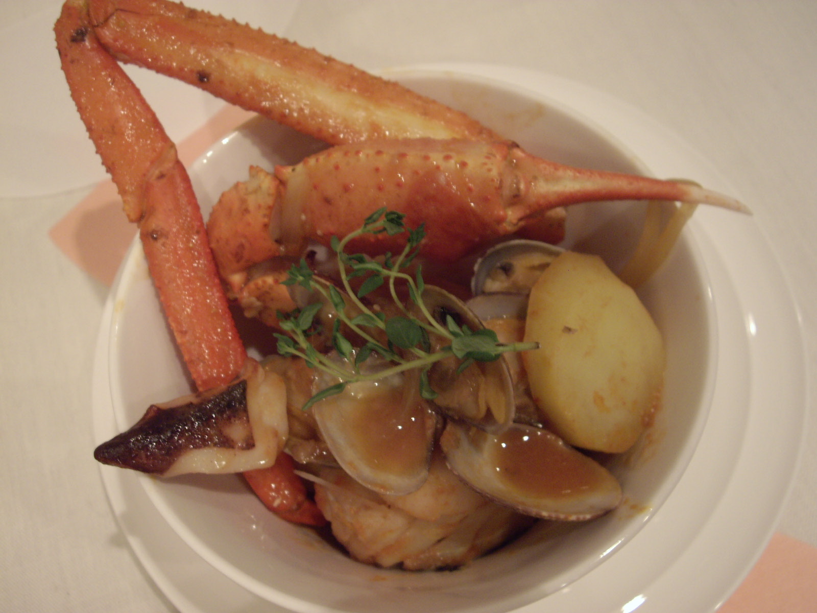 紅ズワイガニのブイヤベース マダムミネルヴァ の美食日記