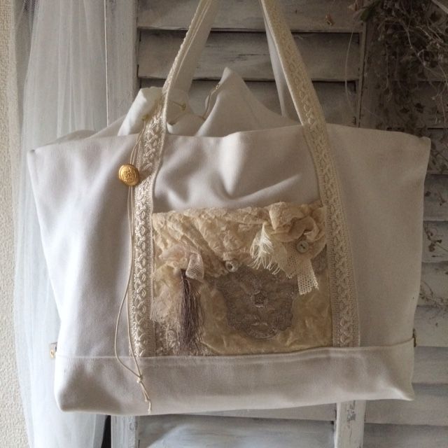 ハンドメイド 帆布 リネン アンティークレースコラージュトートバッグ モノグラム刺繍ポーチ リネン刺繍テーブルクロス 東京 中野 Salt Pepper ソルト ペッパー ハンドメイド 帆布 リネン アンティークレースコラージュトートバッグ モノグラム刺繍ポーチ リネン刺繍テーブルクロス 東京 中野 Salt Pepper ソルト ペッパー