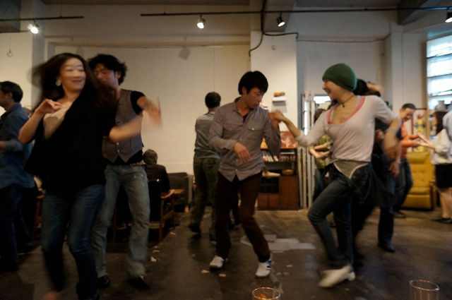 Åìµþ¥«¥Õ¥§¡¦¥µ¥ë¥µOhashi&RIO¤ÈYoko&Takashi