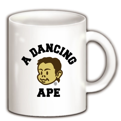 【競馬グッズ!競馬Tシャツ!お猿さん?NO!人間です!】パロディシリーズ A DANCING APE(カラーver) マグカップ(ホワイト)【安田記念グッズ?】