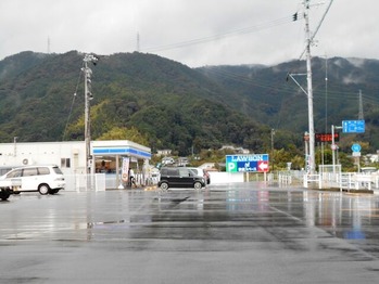 ２０番への道（ローソン）