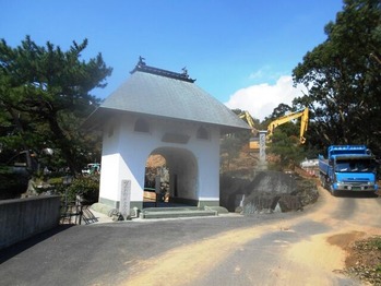 別格２番童学寺山門