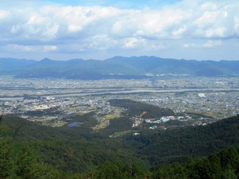 12番への道（柳水庵手前）