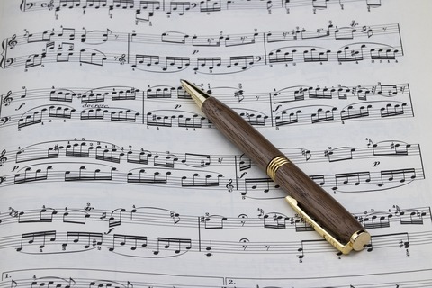 sheet-music-4121936_1280
