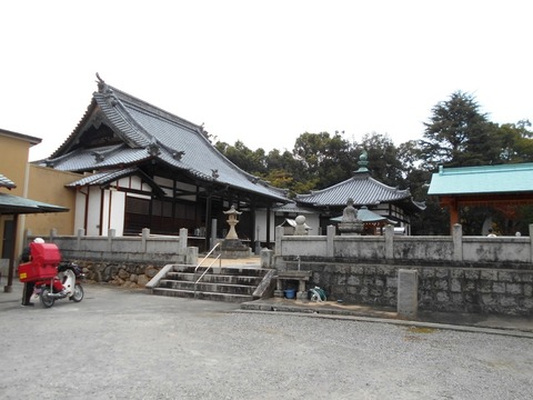58番国分寺境内