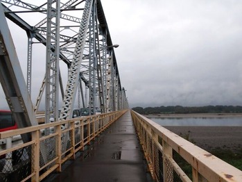 １１番への道（吉野川）