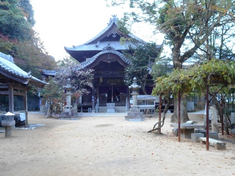 58番仙遊寺境内