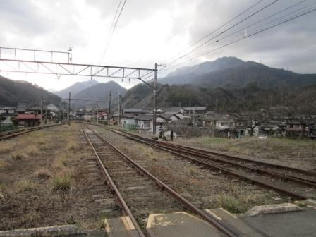 鶴ガ鳥屋山20130404 027