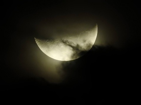 moon-1052668_1280