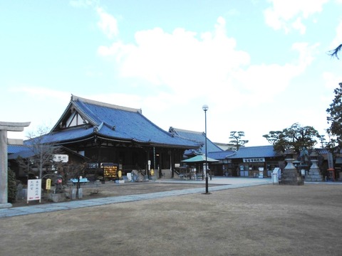 76番金倉寺境内