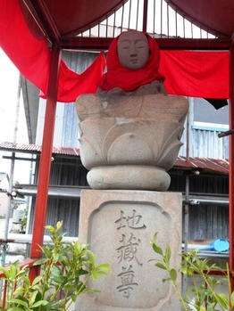 １０番への道（地蔵）