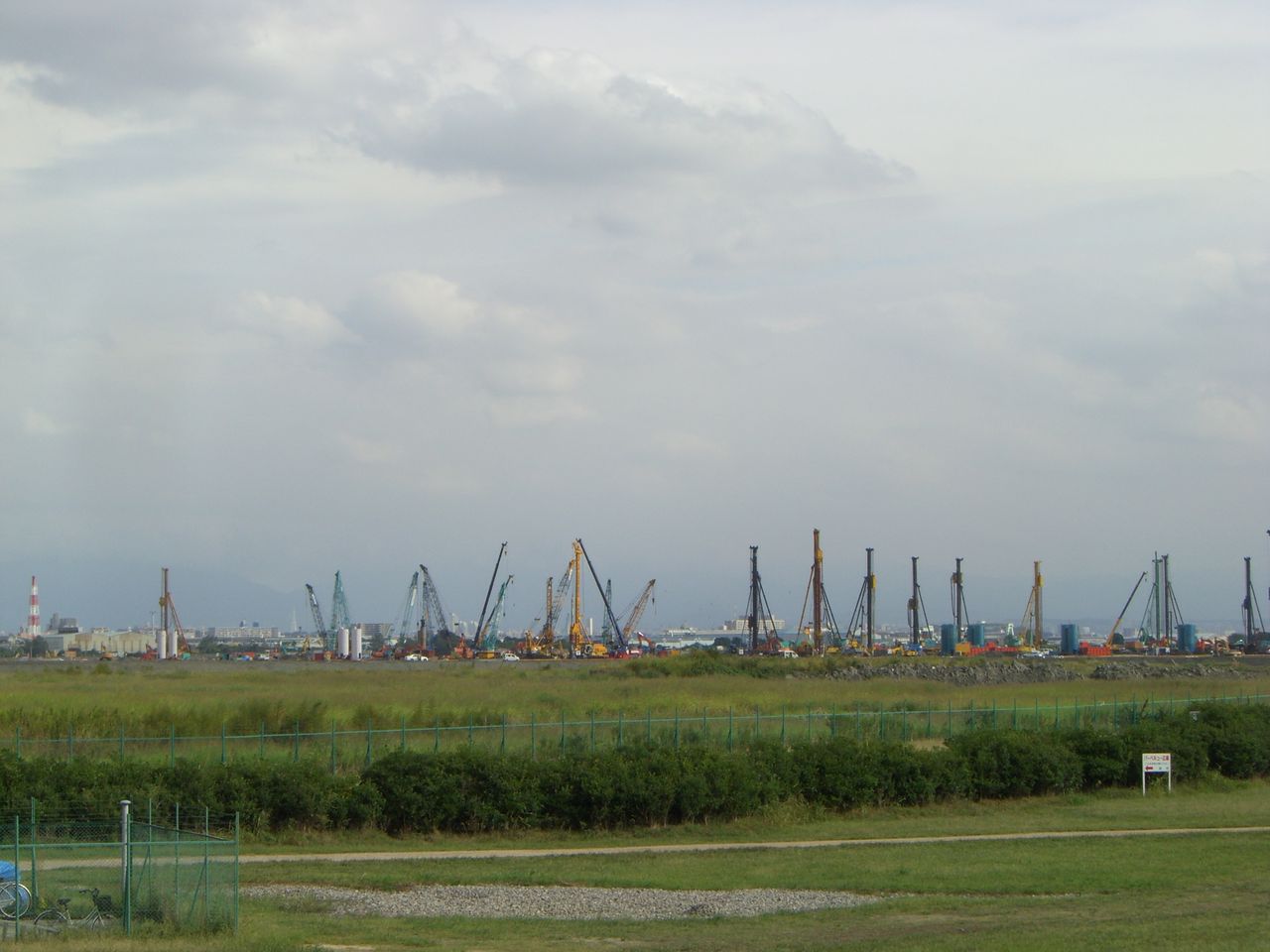 07年１０月１日シャープ堺工場杭打ち 元気シニアの呑気日記